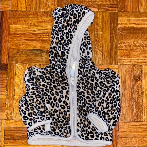 Cherokee Leopard Fleece - Picture 1 of 2